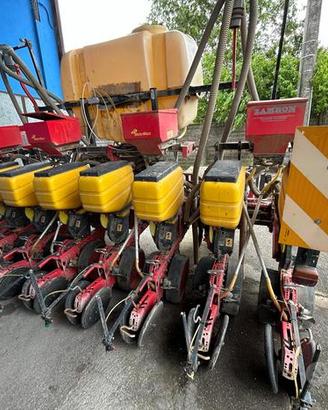 Seminatrice di precisione MaterMacc- 8 file