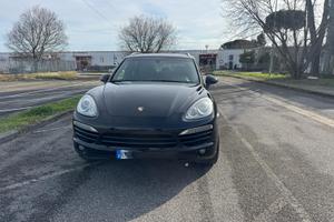 Porsche Cayenne 2011