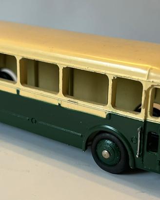 Autobus dinky toys parisien