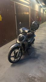 Smembro / Ricambi Kymco People 50 2T TUTTI!!
