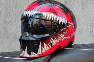 casco da moto integrale  / vari colori 