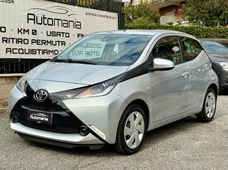 Toyota Aygo 1.0 VVT-i 72 CV 5 porte x-business PRE
