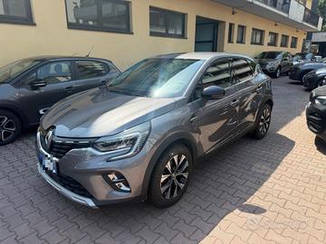 RENAULT Captur Plug-in Hybrid E-Tech 160 CV Tech