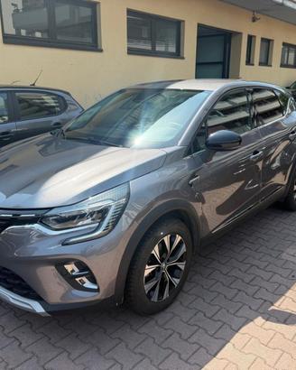 RENAULT Captur Plug-in Hybrid E-Tech 160 CV Tech