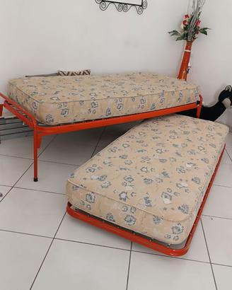 Lettini singoli a scomparsa