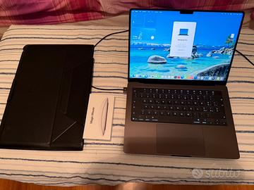 MacBook Pro 14 M5 24GB 1TB Magic Mouse Garanzia 14