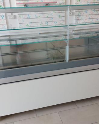 frigorifero vetriina espositivo