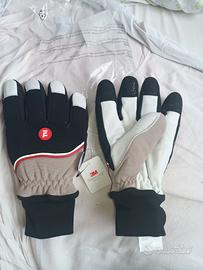4 guanti invernali 