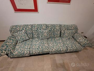 DIVANO 4 POSTI