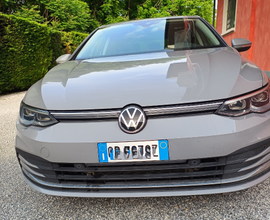 Volkswagen Golf 8 ETSI Mild Hybrid 150 CV