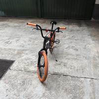 Bicicletta BMX
