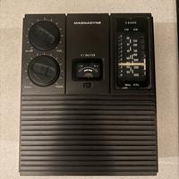 Radio vintage Magnadyne FM/AM con VU meter