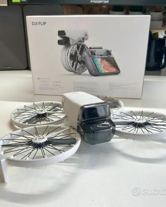 Drone dji  Flip Fly More + Care + RC2 con schermo