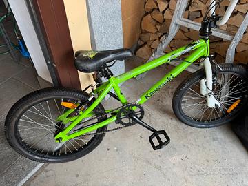 Bicicletta bmx freestyle