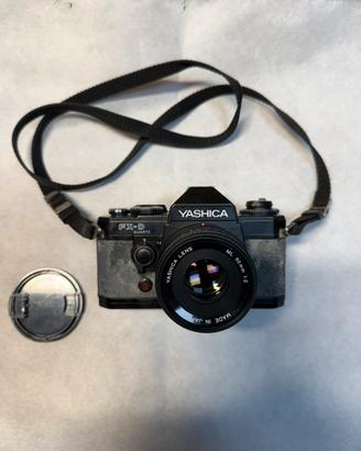 Reflex Yashica FX-D + 2 obiettivi e flash