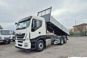 IVECO STRALIS 260S42 ribaltabile trilaterale