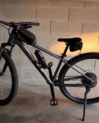 Mtb Cube aim race 2025