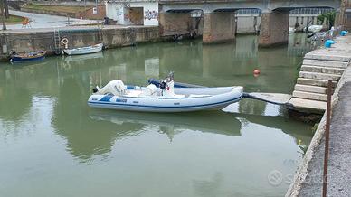 Gomone lomac marvel 570