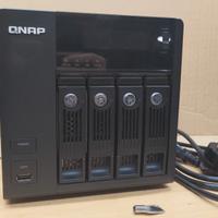 Qnap TS439 NO DISCHI