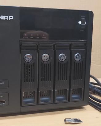 Qnap TS439 NO DISCHI