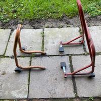 Sollevatore manuale per moto .