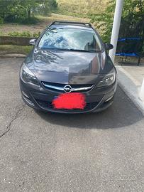 Opel astra j