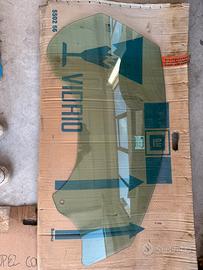 Cristallo vetro anteriore dx opel tigra B