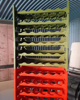 cantinetta per vini impilabile in plastica