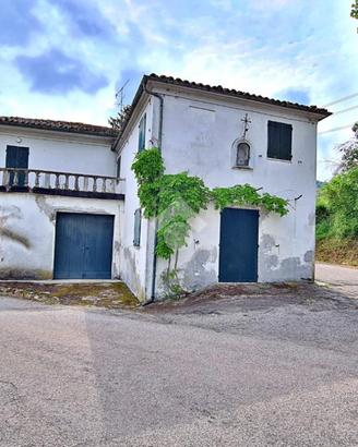 CASA INDIPENDENTE A MONTEFIORE CONCA