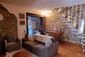 Erice vetta – Zona Madrice–Indipendente su 2 liv.