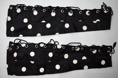 Manicotti a pois con fibbie dark gothic