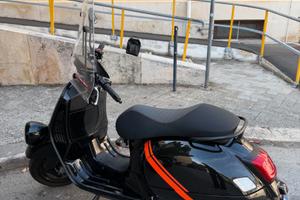 VESPA GTV 300 – COME NUOVA