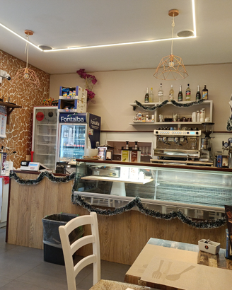 Vendita di bar panineria
