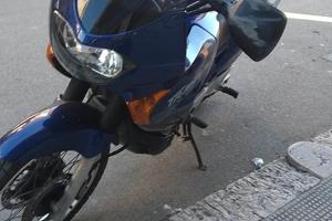 si vende