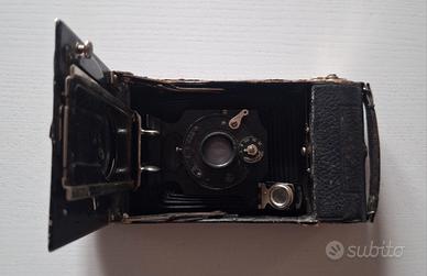 Antica Fotocamera a Soffietto Voigtländer Vintage