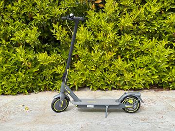 Monopattino elettrico nuovo