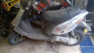 Scuter 50 starker Piaggio