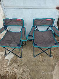 due sedie da campeggio 