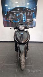 Piaggio Beverly 400