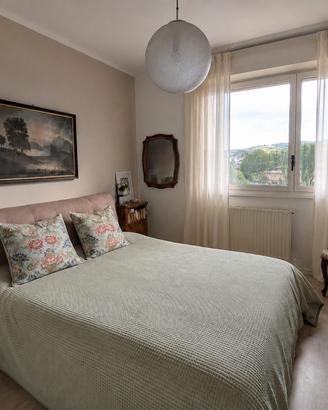 letto matrimoniale con contenitore come nuovo