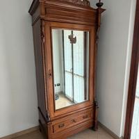 Armadio con specchio