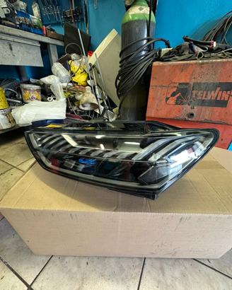 Gruppo ottico HD Matrix LED Audi RS7