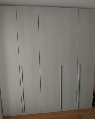 Armadio 5 ante