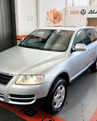 VOLKSWAGEN Touareg 2.5 R5 TDI