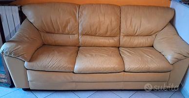 divano pelle 