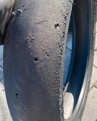 Gomme Metzeler racetec 125 75 17