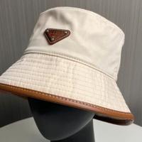 Accessori da uomo cappello prada