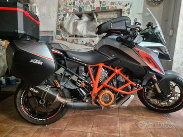 KTM 1290 SUPER DUKE GT