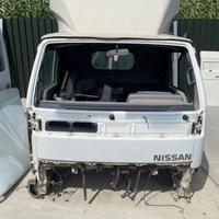 Cabina carrozzeria Nissan Cabstar Ricambi Usati