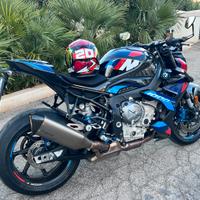 Bmw M1000R